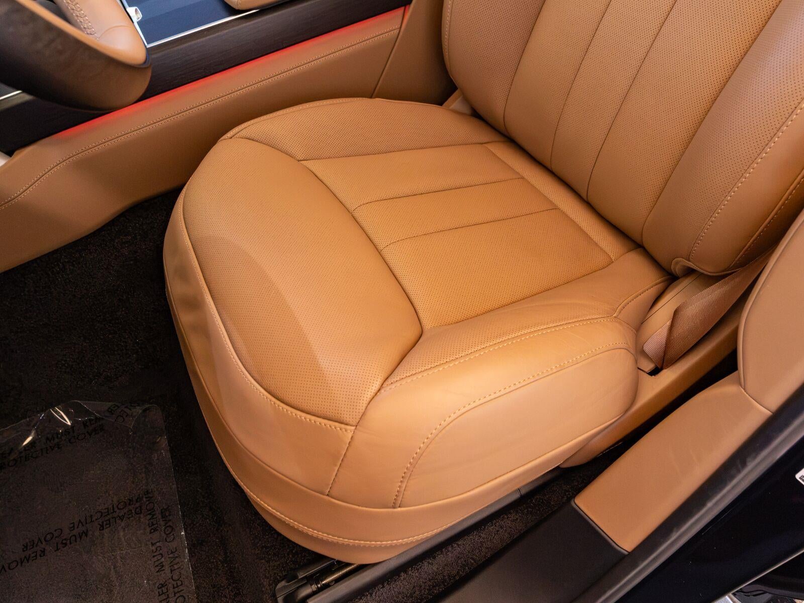 2025 Land Rover Range Rover Autobiography