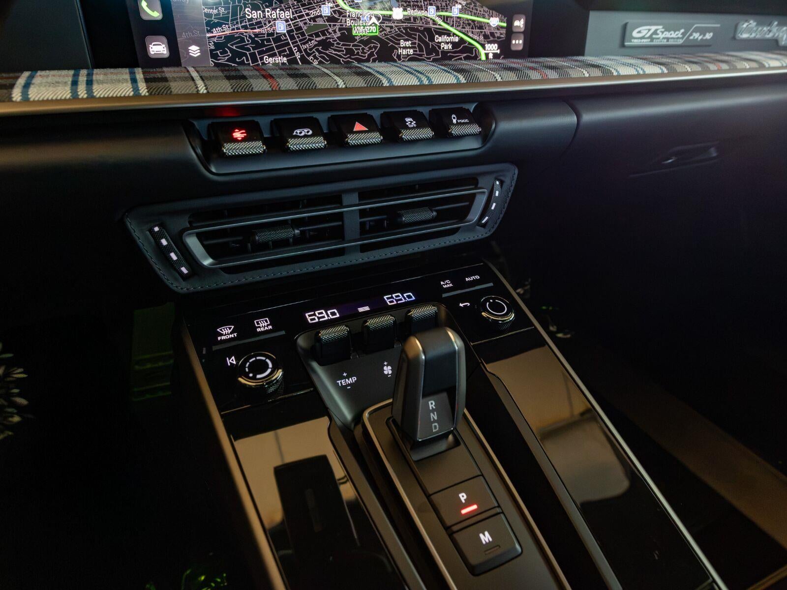 2025 Porsche 911 Turbo50