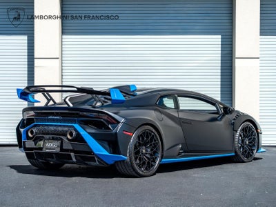 2024 Lamborghini Huracan STO