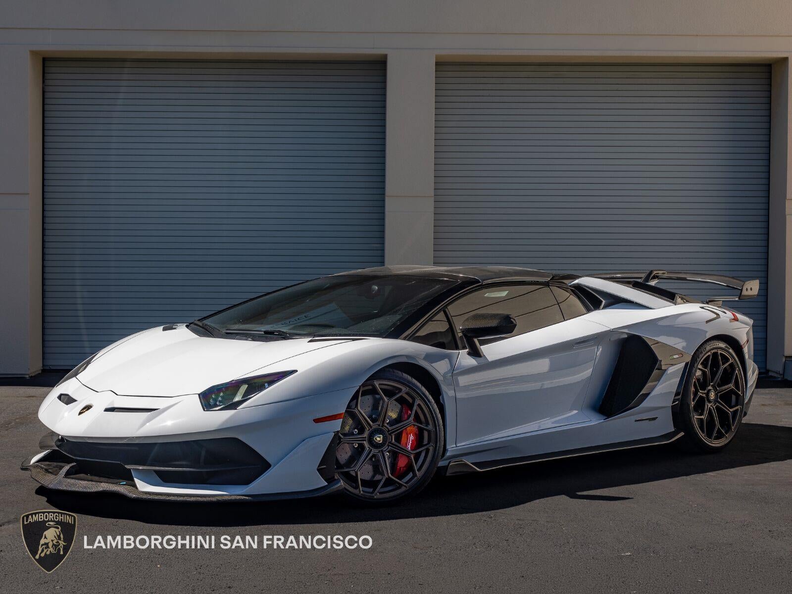 2020 Lamborghini Aventador SVJ Roadster