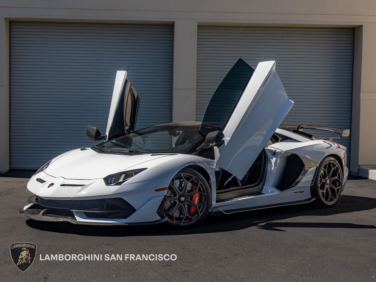 2020 Lamborghini Aventador SVJ Roadster