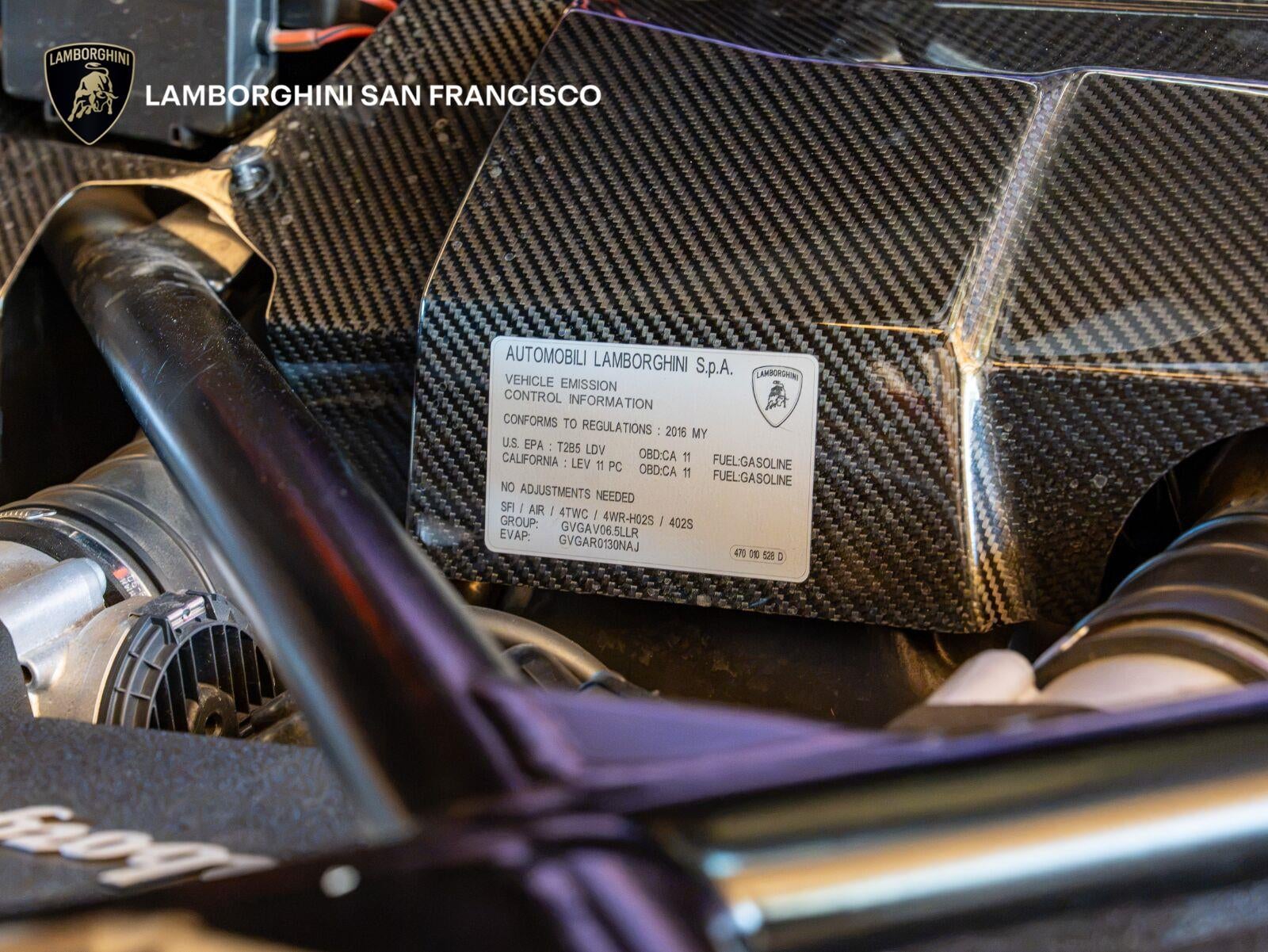 2016 Lamborghini Aventador LP 700-4 Roadster